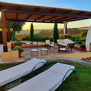 Il Raduno , Marsiliana Italia
