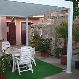 Casa Indipendente Con Ampia Veranda , Portopalo Di Capo Passero Italia